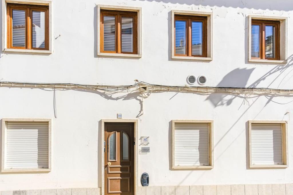Summer Breeze Apartment, In The Historic Centre Of Lagos Exterior photo